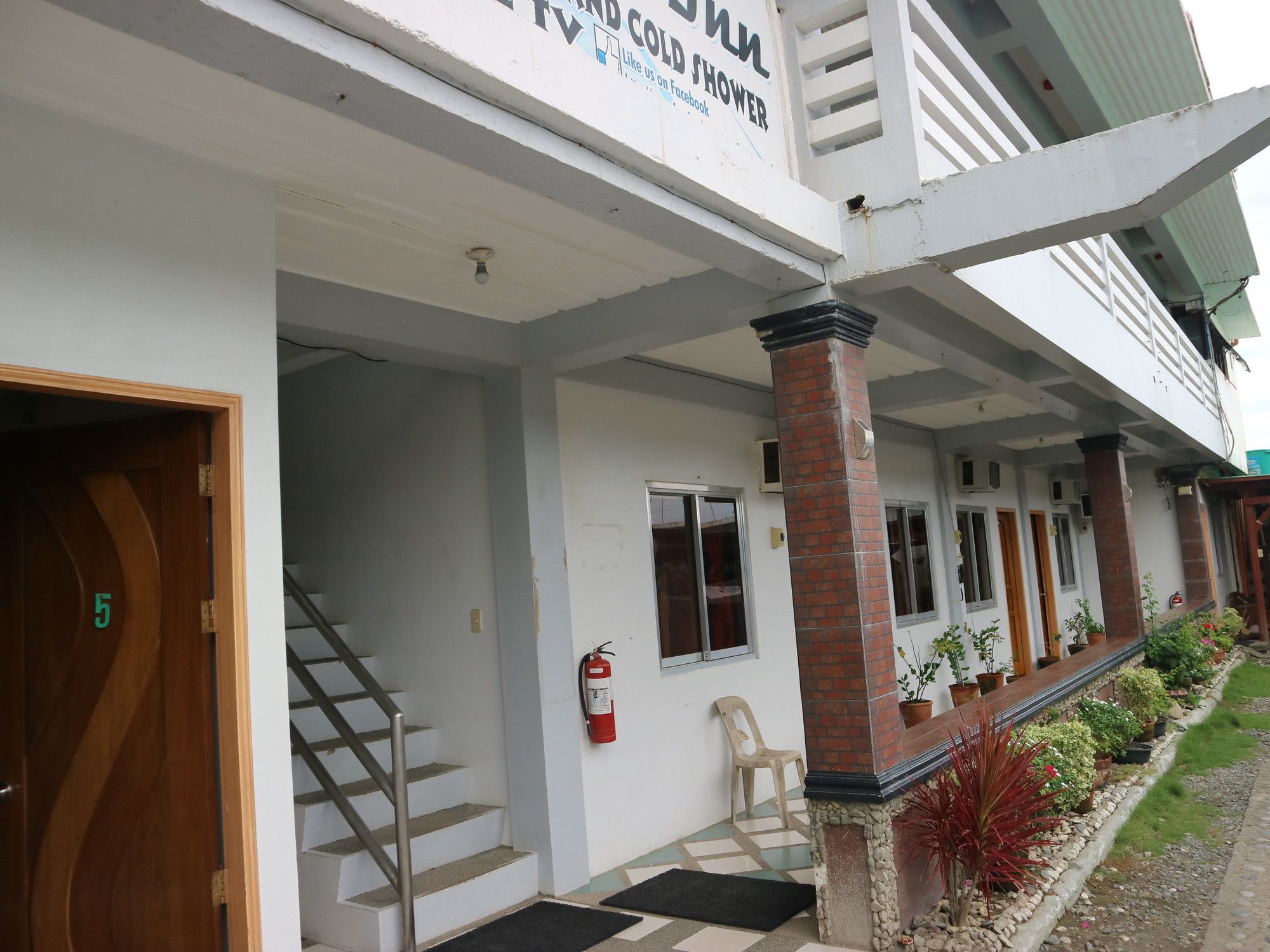Pacific Waves Inn Baler Kültér fotó